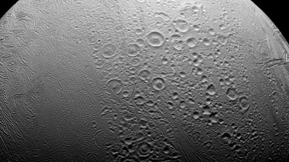 Saturna mēness "Enceladus" - 2