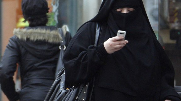 burqas or niqabs