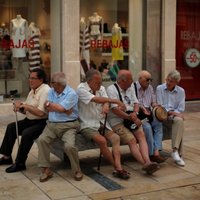 Spānijā mirušiem cilvēkiem turpina maksāt pensijas – ap 300 miljoniem eiro gadā