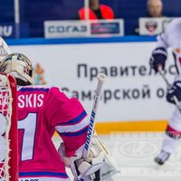 Masaļskis ar otro 'sauso' panākumu sezonā sekmē 'Lada' uzvaru KHL mačā; Daugaviņam vārti un rezultatīva piespēle
