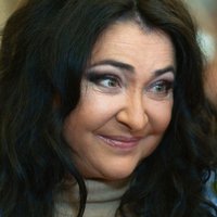 Лолита Милявская заявила о разводе с пятым мужем