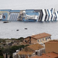 От владельцев Costa Concordia требуют $400 млн за гибель скрипача