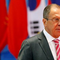 Lavrovs izvairīgs par Maskavas lomu ASV demokrātu e-pastu uzlaušanā