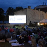 Valmieras vasaras teātra festivālā darbosies brīvdabas kinoteātris bērniem