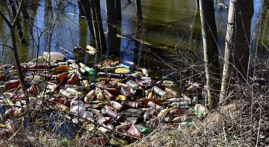 Lielās talkas organizatori atsauc savu palīdzību talkotājiem Ogrē