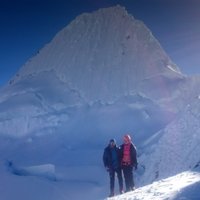Latvijas alpīnisti uzkāpuši vienā no pasaules skaistākajām virsotnēm