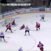 Video: Rīgas 'Dinamo' pirmais klupiens sezonā