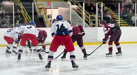 Latvijas U-20 hokejisti pirms pasaules čempionāta saņem mācību no Čehijas