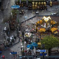Bumbas sprādzienā Bangkokā bojāgājušo skaits pieaug līdz 20
