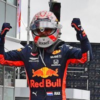 Verstapens izcīna uzvaru haotiskajā Vācijas 'Grand Prix'