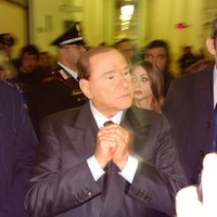 Друг Берлускони получил 7 лет за связь с мафией