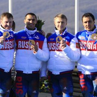 Diskvalificētie Krievijas sportisti negrasās atdot Soču olimpisko spēļu medaļas