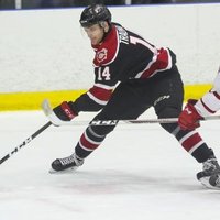 Tralmaks AHL čempionātā debitē ar vārtu guvumu