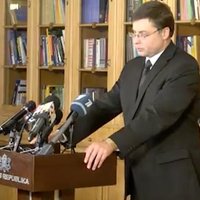 Dombrovskis skaidro demisijas iemeslus. Preses brīfinga video ieraksts