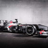 'Sauber' Hinvilā prezentē 'C32′ modeli