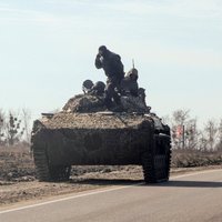 Ukraina un Rietumi spriež par modeli "teritorijas apmaiņā pret dalību NATO", ziņo laikraksts