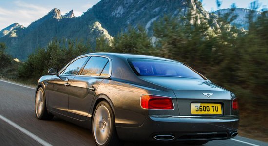 Российский автосалон пытался продать Bentley за 55 биткоинов