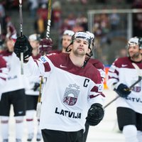 Daugaviņš pievienosies Latvijas izlases treniņiem; PČ nevarēs spēlēt Saulietis un Jeļisejevs