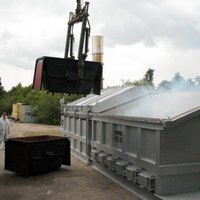 ФОТО: в зоне АЧС начал работать передвижной крематорий