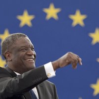 Saharova balvas ieguvējs Deniss Mukvege: 'Sieviešu ķermeņi kļuvuši par kaujas lauku'