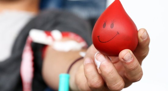 Valsts asinsdonoru centrs aicina ziedot asins vēža pacientiem
