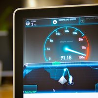 Eiropā pamatīgi pārmaksā par interneta pieslēgumu; Latvija starp godīgākajiem