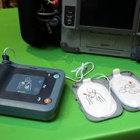 2024. gadā plāno paplašināt pieeju automatizētiem ārējiem defibrilatoriem