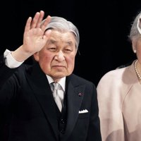 Atzīmē 30. gadskārtu kopš Akihito kāpšanas tronī