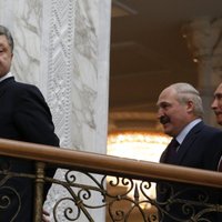 Песков отказался комментировать "диалог о Донбассе"