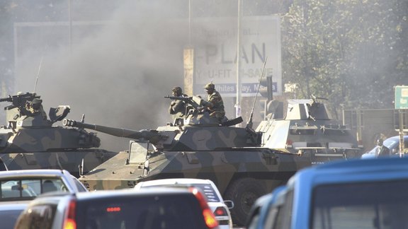 Opozīcijas atbalstītāju protesti Zimbabvē - 5