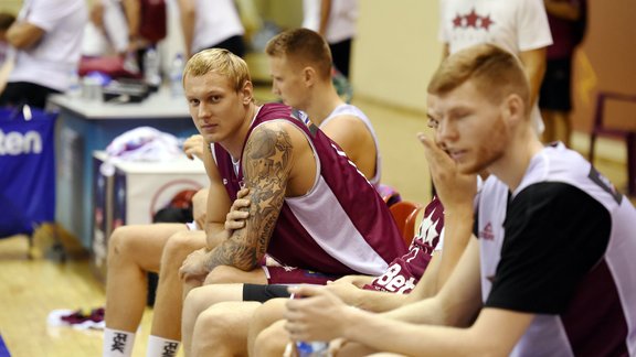 Latvijas basketbola izlases treniņš - 6