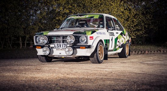 Foto: Izsolīs Makreja 1977. gada 'Ford Escort RS1800' rallija auto