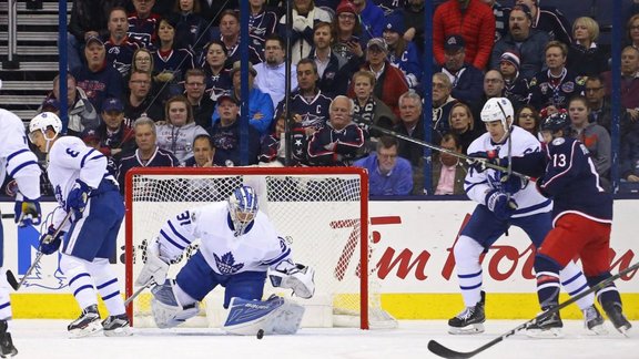 Toronto Maple Leafs goalie Frederik Andersen vs Columbus Blue Jackets