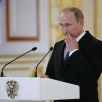 Kremļa pārstāvis: Putins var lūgt parlamenta augšpalātas pilnvarojumu militāra spēka pielietošanai ārvalstīs