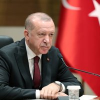 Erdogans vēlas konkrētu atbalstu no NATO cīņā pret Sīrijas konflikta radītajiem draudiem