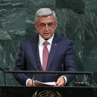 Armēnijas premjers aicina opozīciju nekavējoties sākt sarunas