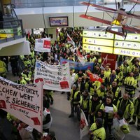 Berlīnes lidostu darbinieku streika dēļ arī latviešu ceļotājiem sarežģījumi