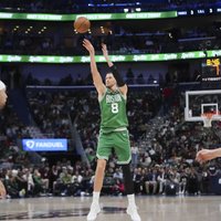 Porziņģis izceļas ar augstu produktivitāti; "Celtics" izrauj uzvaru pēdējā sekundē