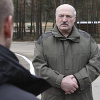 Lukašenko pastāsta, kā viņu plānots nogalināt 9. maija parādes laikā