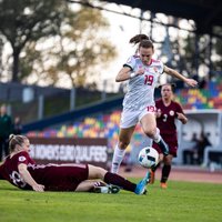 Sieviešu futbola izlase EČ atlases turnīrā atkārtoti zaudē Ungārijai