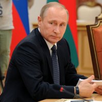 Putins pirmo reizi komentē geju vajāšanu Čečenijā