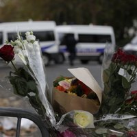 Latvieši Parīzē: pēc teroraktiem Parīzes ielās valdīja bailes un solidaritāte