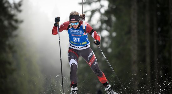 Латвийская биатлонистка Бендика шла на медаль чемпионата мира в масс-старте. Все испортила последняя стрельба