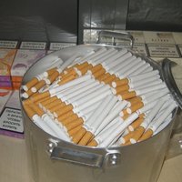 Aiztur divus Baltkrievijas un desmit Latvijas iedzīvotājus par pusmiljona kontrabandas cigarešu ievešanu