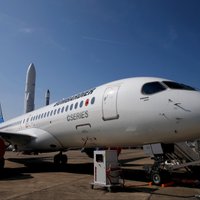 'Bloomberg': Parīzes aviošova lielākā vilšanās – 'airBaltic' pasūtītās 'Bombardier' lidmašīnas