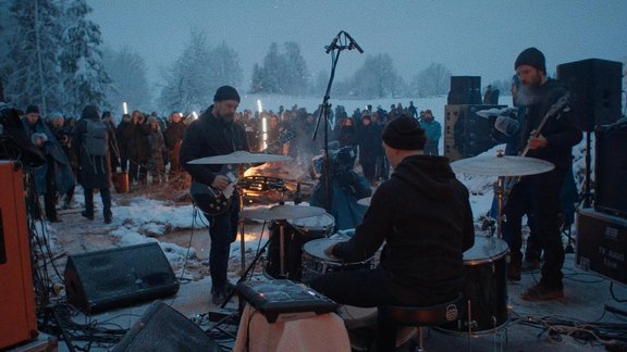 Dabas spēks un tu pie tās kājām kā izmisīgs lūdzējs. Rudaks par filmu "Tesa Man"