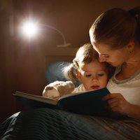 Interaktīvā lasīšana: kā attīstīt bērna intelektu ar grāmatu palīdzību
