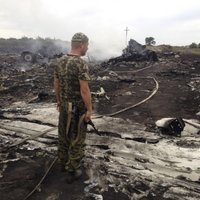 Nīderlande pabeigusi ziņojuma projektu par Malaizijas lidmašīnas notriekšanu