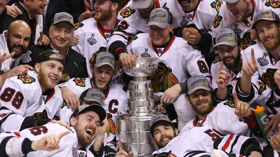 Stanley Cup Trophy-2013 Chicago