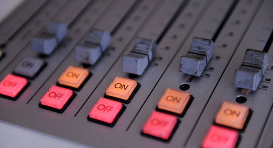 'EHR mediju grupa' iegādājas radiostaciju 'Retro FM Latvija'